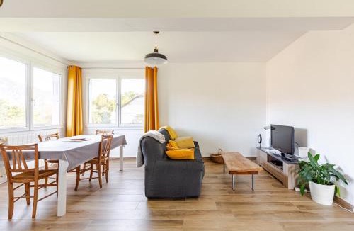 Ayros-Arbouix House | Maison privée avec jardin Chez Marcelle