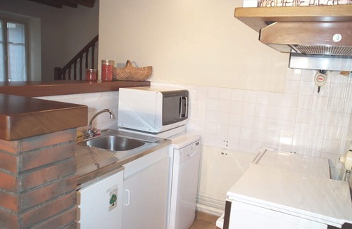Ossun-ez-Angles House | Maison Pyrénées, 3*, south-facing, Mosquito nets, Fibre, Livebox, 2Tv, Enclosed park.