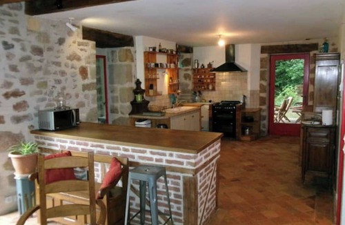 Capdenac Villa | Maison Quercynoise au Calme Avec Piscine
