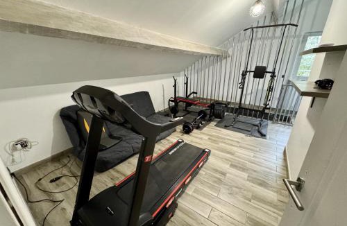Saint-Just-Sauvage House | Maison Sauvage - Balnéo & Espace Fitness