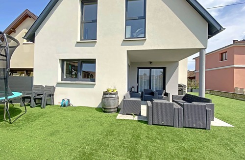 Hilsenheim House | Maison Spacieuse Avec Piscine , Idéale Pour les Familles