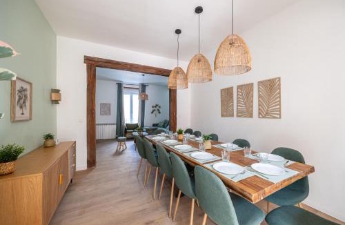 Laon Sud Villa | Maison spacieuse avec terrasse dans le centre ville de Reims