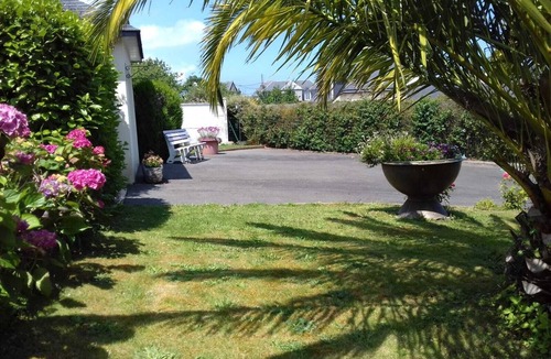 Etables-sur-Mer House | Maison sur Terrain Clos à 500 m de la mer