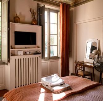Brignoles Bed & Breakfast | Maison Sumiane - Maison d hotes et locations avec piscine