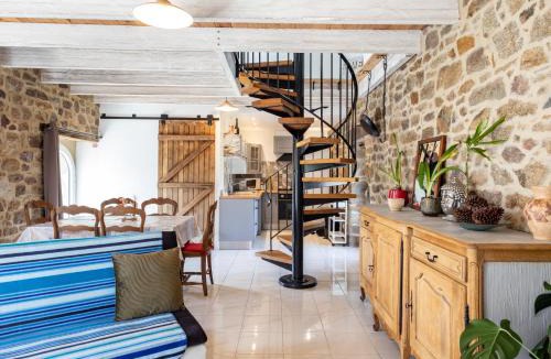 Ploubezre House | Maison Vintage de Kerlipot