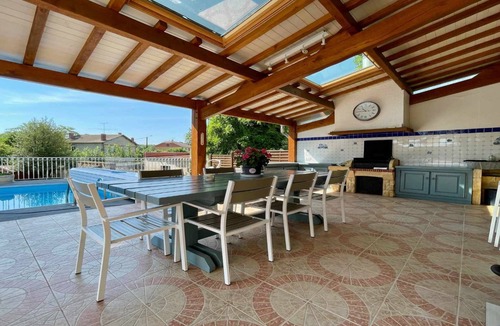 Grandpre House | Mansion in the countryside with swimming pool and gym, 1 hour from Reims!