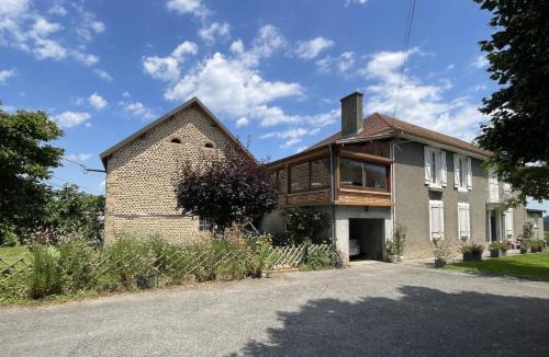 Escoubes House | Mantenan