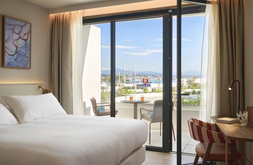 Villeneuve Loubet Beach Hotel | Marina Baie des Anges Hotel, Curio Collection by Hilton