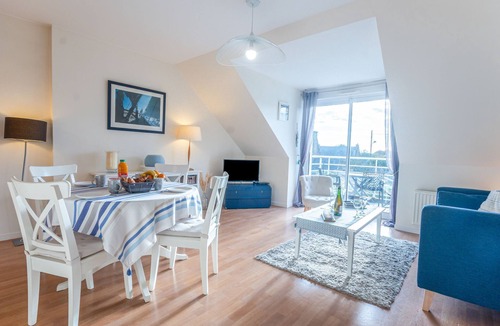 Pleneuf-Val-Andre Apartment | Marjolaine by Interhome