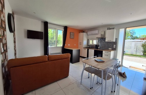 Chatillon-sur-Broue Cottage | Marne Lac du Der pretty Sybelle gîte