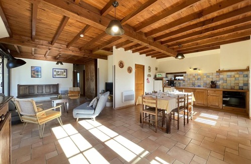 Rebenacq House | Marty - Rebenacq - Gîte