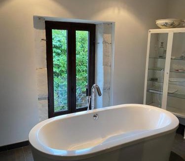 Cabannes Bed & Breakfast | Mas carita