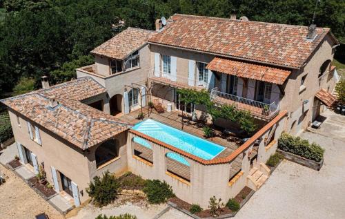 Evenos House | Mas climatisé, piscine chauffée privée - parc régional naturel st baume