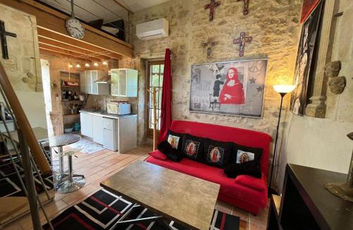 Tarascon House | Mas de la Chapelle Sainte-Elisabeth