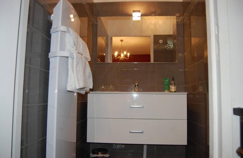 Cabannes Bed & Breakfast | Mas de la Respelido