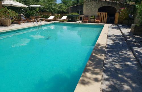 Sernhac Villa | Mas provençal à proximité du Pont Du Gard