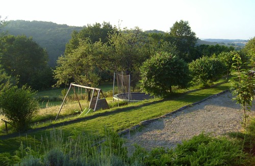 Thenon Cottage | MASKALI, gite l Ethnique, heated swimming pool open view