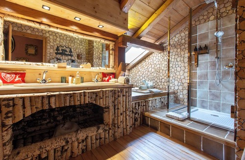 Demi-Quartier Hotel | Megève Bois by The Magic Collection Retreats