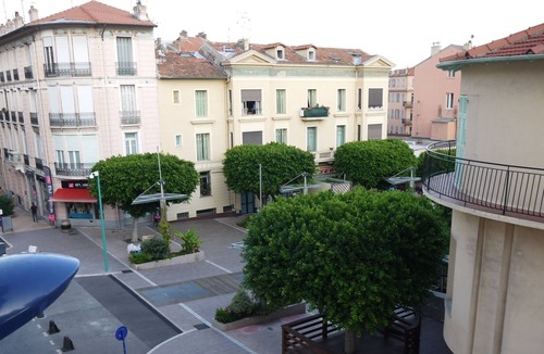 Old Town Hotel | MENTON CENTER 3 ROOMS APARTMENT 100 METERS FROM WIFI BEACHES