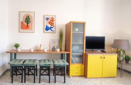 Menton Apartment | Menton, Studio pour 3 personnes, proche gare