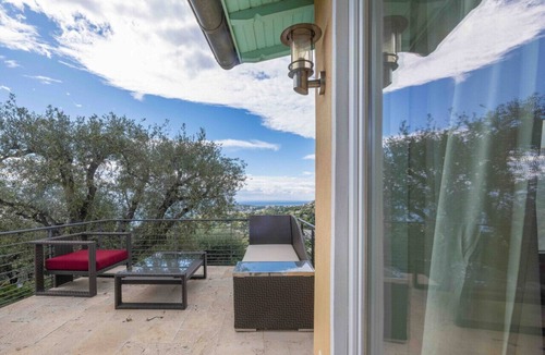 Menton Villa | Menton: Vue Mer, Piscine: Suite Privée