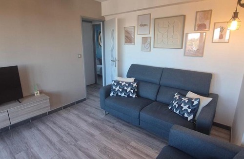 Billere Apartment | Mermoz - Elégant appart avec balcon, Clim et garage