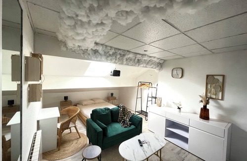 Saint-Max Apartment | MGB Studio Home Cinéma