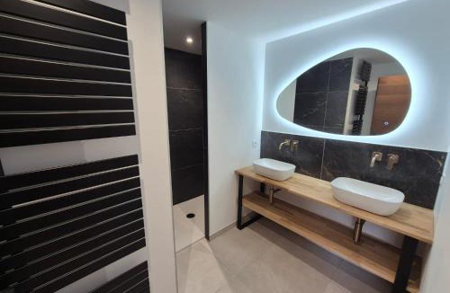 Faucon-de-Barcelonnette Hotel | Mille100-47 - Ubaye Base Camp