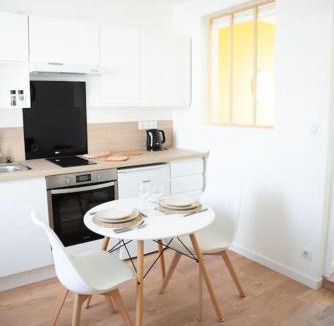 Saint-Pierre - Rene II - Bonsecours Apartment | MLA Homes - Sunny Foller