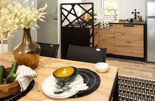 La Douze Other | Mobil-home 5 personnes avec terrasse et cuisine équipée - API-1-52-1148