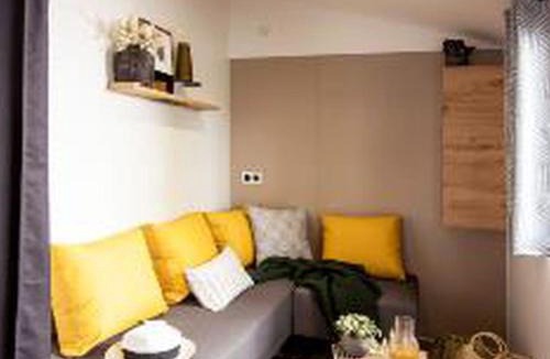 La Douze Other | Mobil-home 5 personnes avec terrasse et cuisine équipée - API-1-52-1148