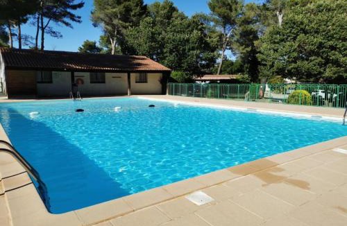 Le Castellet Ski Chalet | - Mobil-home - Mer - Nature -