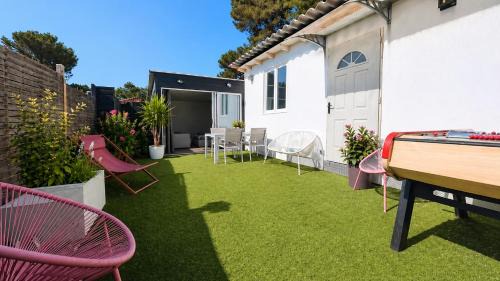 Le Castellet Other | Mobil-home Premium Piscine, BBQ & Home Cinéma