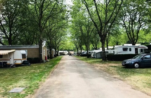 Pouzauges House | Mobil-home Prestige Trio - 3 bedrooms - 2 bathrooms - 2 WC - CLIM - TV + Dishwasher 8 persons