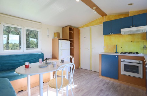 Coatascorn House | Mobile Home 'Entre Terre Et Mer' with Private Terrace and Private Garden