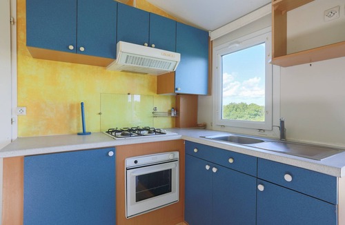 Coatascorn House | Mobile Home 'Entre Terre Et Mer' with Private Terrace and Private Garden
