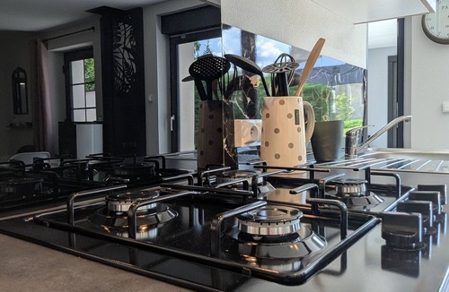 Milly-sur-Bradon Cottage | Modern and Cozy Lodge for 4 in Milly-sur-Bradon