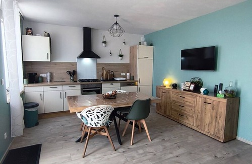 Liny-devant-Dun Apartment | Modern and cozy lodging, various activities
