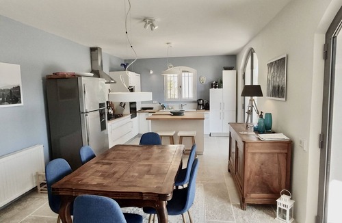 Domazan Villa | Modern and luxury villa - idyllic & confortable with private pool en Provence