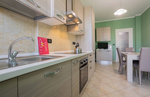 Santa Rita Apartment | Modern Apartment in Santa Rita by Wonderful Italy