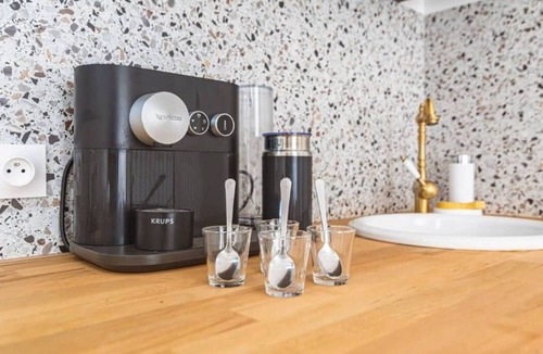 Cernay Apartment | Modern Elegant Apartment in Reims with High-Speed Internet