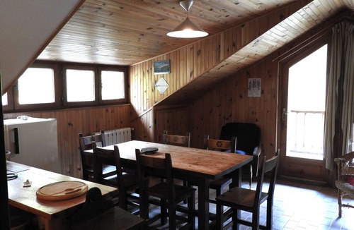 Molines-en-Queyras Apartment | Mountain gîte under the roof facing the forest