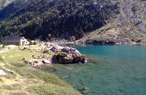 Sireix Apartment | Mountain Vacation Rentals near Argeles-Gazost