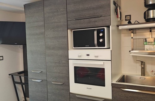 Latresne Apartment | Near Bordeaux: air conditioning, parking, and a picturesque setting