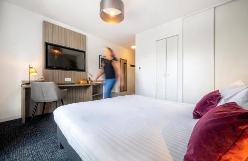 Saint Nicolas - Charles III - Ville vieille - Trois Maisons - Leopold Apartment | Nemea Appart Hotel Grand Cœur Nancy Centre