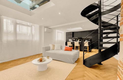 Patte d'Oie Apartment | Nero Marquina - Climatisé, proche métro