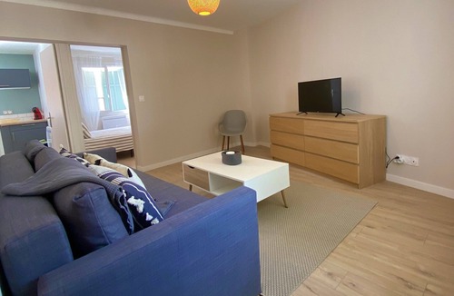Collobrieres Apartment | New 2-room apartment in the heart of Collobrières village