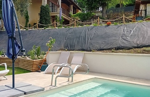 Lectoure Apartment | New apartment at the foot of the Lectoure ramparts