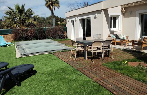 Le Pradet House | new house 50 m from the beach, swimming pool, air conditioning