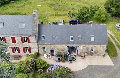 Ploubezre Cottage | NEW: Ker Toud